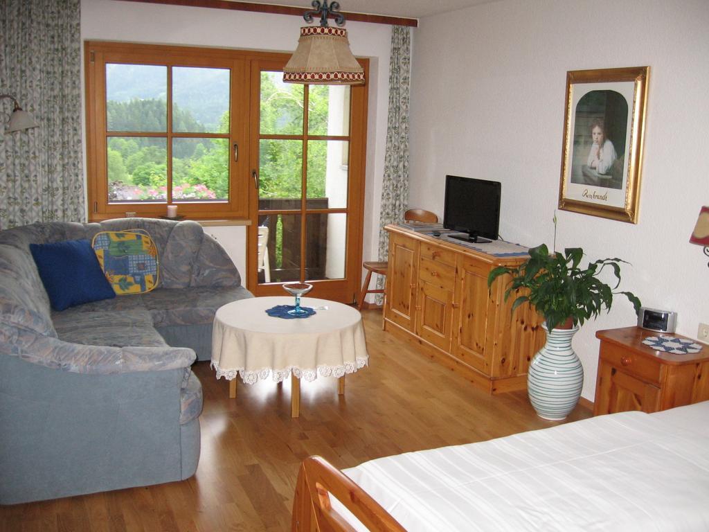 Hotel Backer-Ferdl Panzio Hinterstoder Zimmer foto